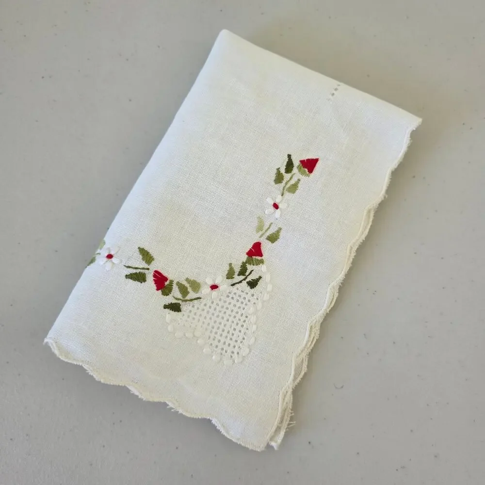 Vintage White Linen Embroidered Doily Placemat Red Flowers Cutwork Lace Edge